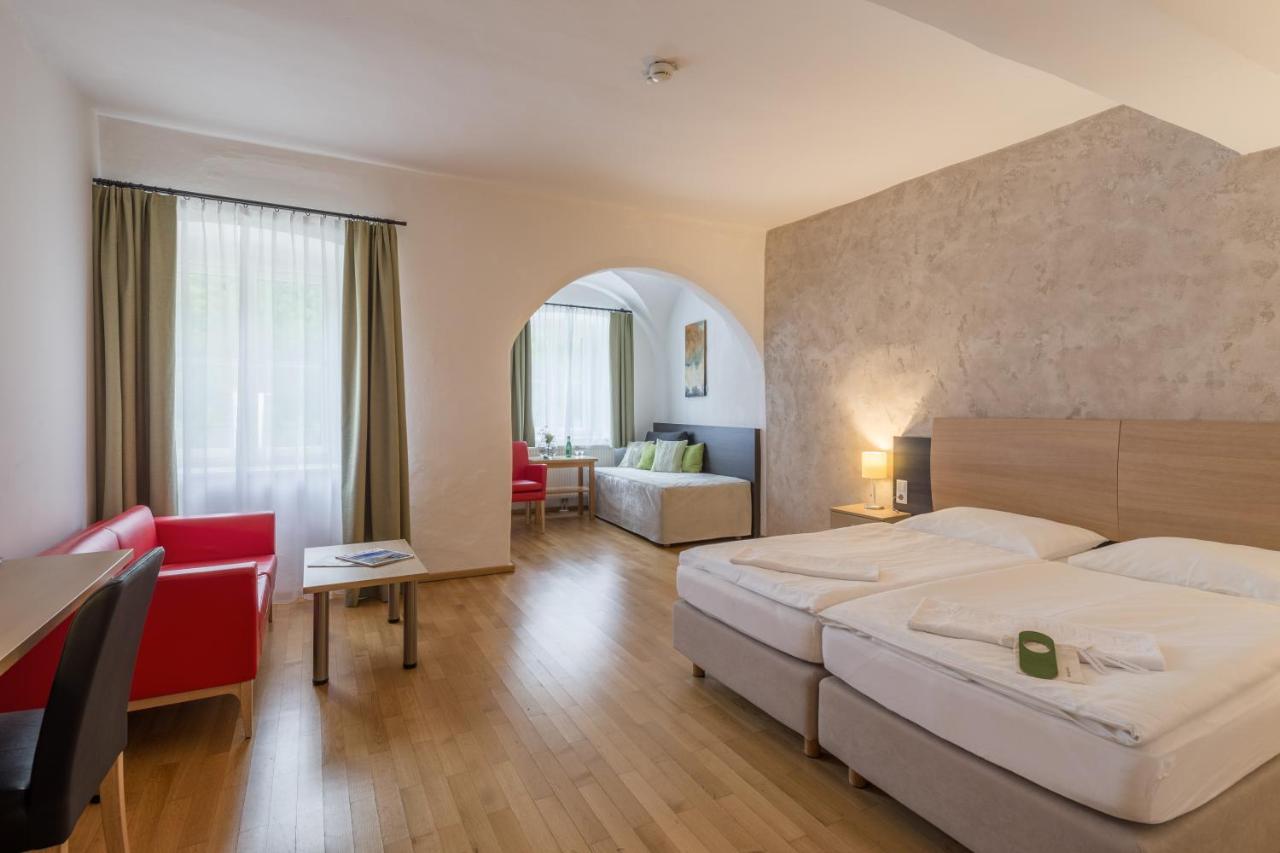 Wesenufer Hotel & Seminarkultur An Der Donau Екстер'єр фото