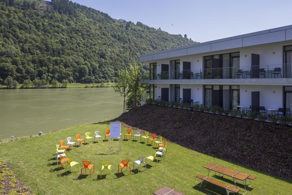 Wesenufer Hotel & Seminarkultur An Der Donau Екстер'єр фото