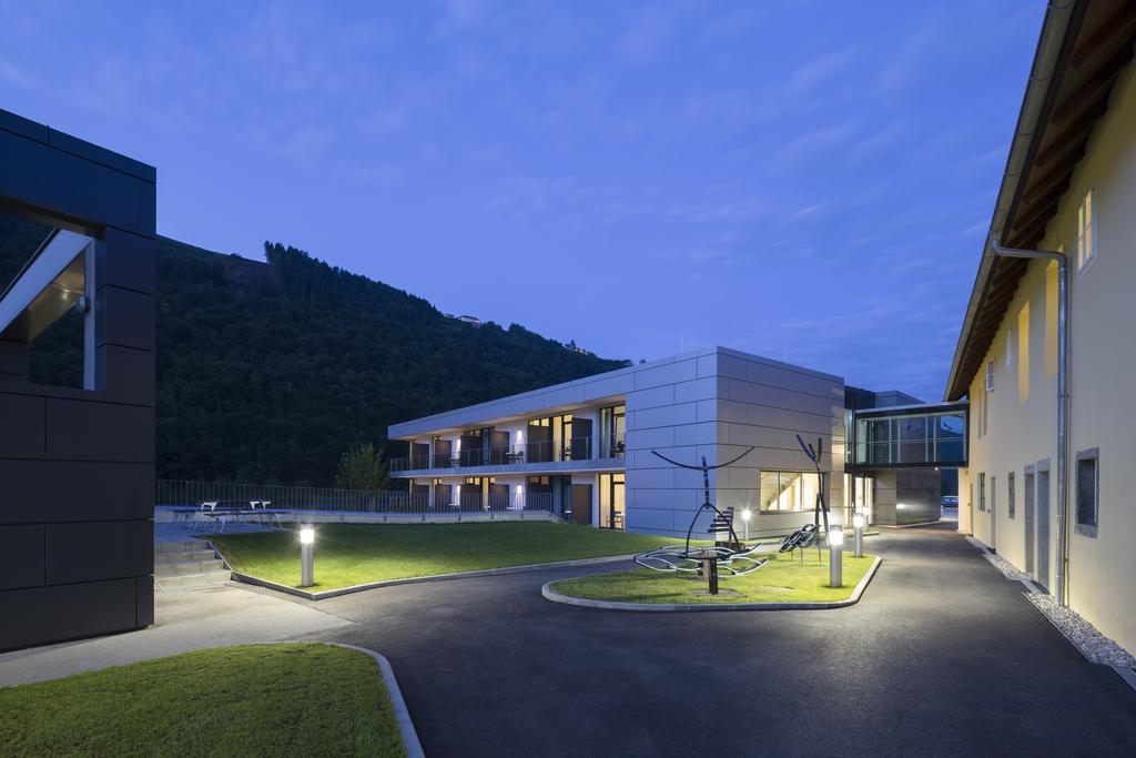 Wesenufer Hotel & Seminarkultur An Der Donau Екстер'єр фото